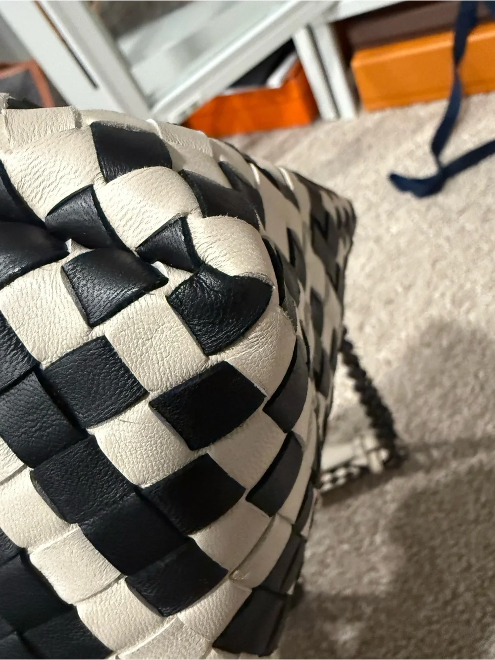 Bottega Veneta like new